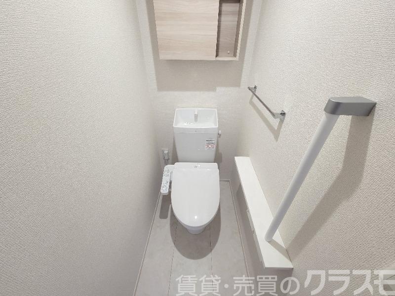 トイレ　ウォシュレット＆ウォームレット
