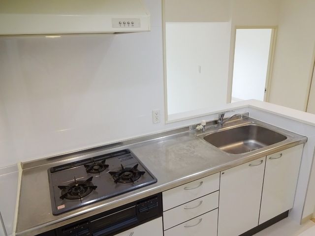 キッチン　※別部屋参考写真です