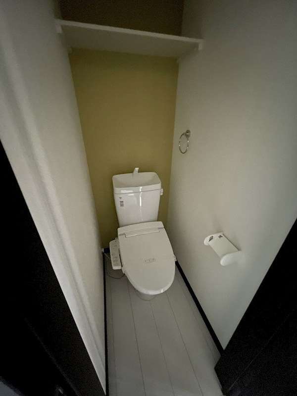 トイレ　他部屋写真参照
