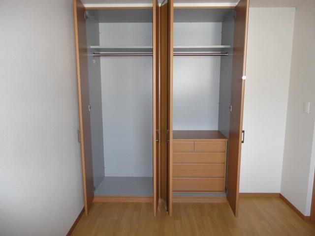 収納　クローゼット