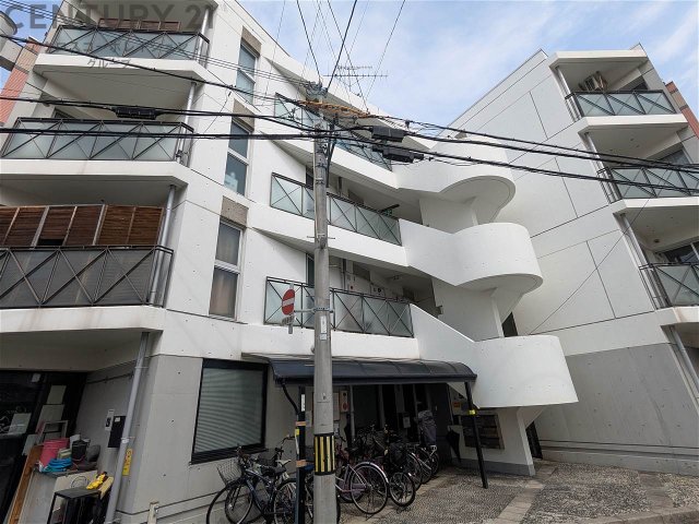 建物外観　敷地内バイク置き場あり！
