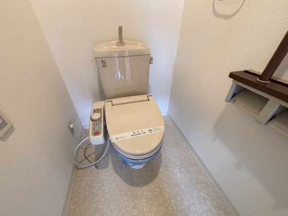 トイレ　※別部屋の写真です