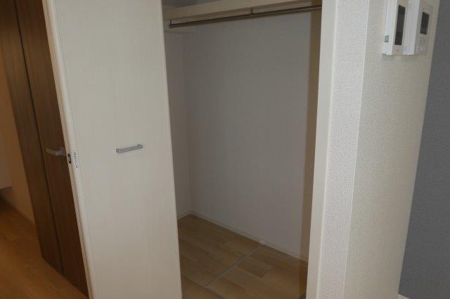 収納　クローゼット