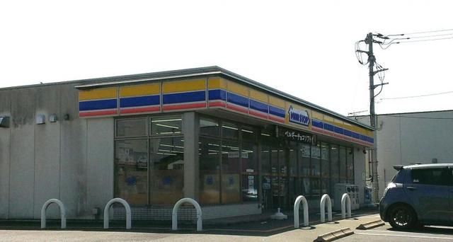 コンビニ　ミニストップ茨城町小鶴店（コンビニ）まで1100m