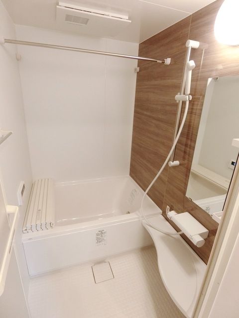 バス・シャワールーム　☆ゆったりできそうなお風呂☆