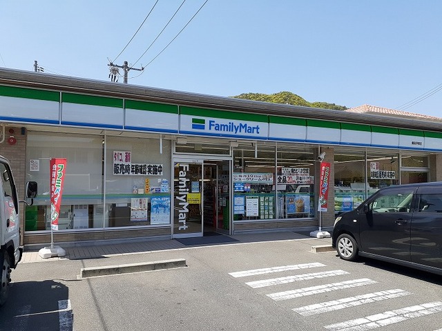 コンビニ　ファミリーマート備前警察署前店（コンビニ）まで350m