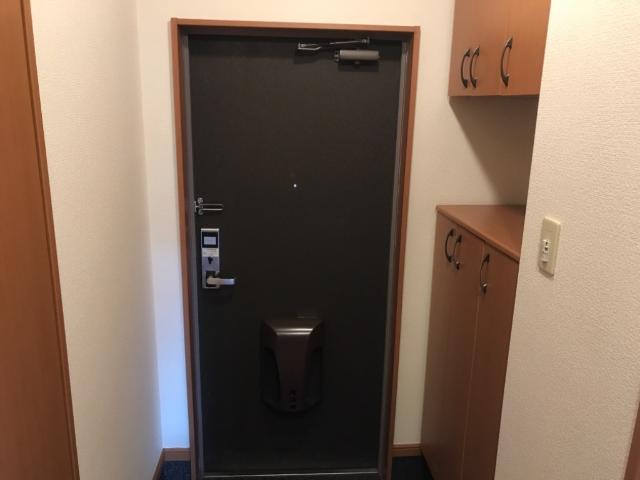 玄関　玄関