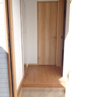 玄関　ゆったりとした玄関です
