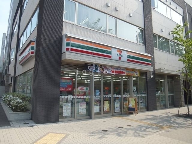 コンビニ　セブンイレブン札幌大通西13丁目店（コンビニ）まで395m