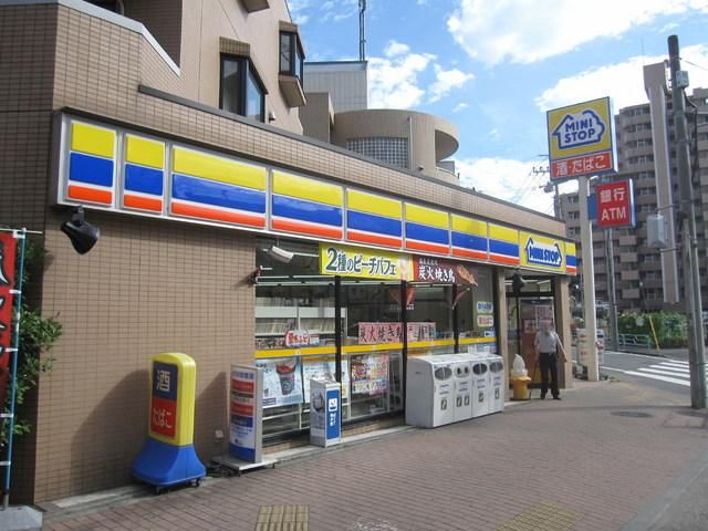 コンビニ　ミニストップ（コンビニ）まで400m