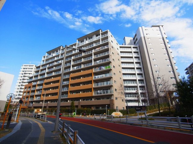 建物外観　外観は落ち着いています