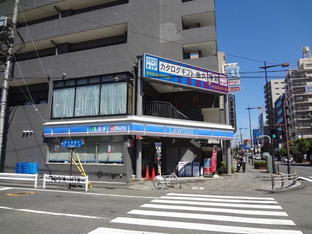 コンビニ　ローソン八王子南町店（コンビニ）まで106m