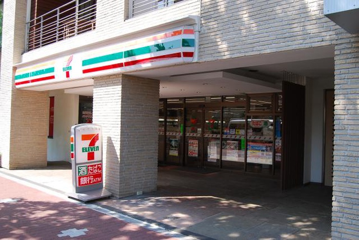 コンビニ　セブンイレブンプラチナ通り店（コンビニ）まで63m