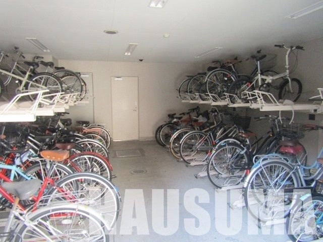 駐車場　駐輪場