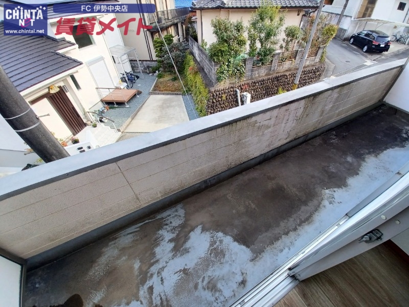 バルコニー　別部屋反転写真