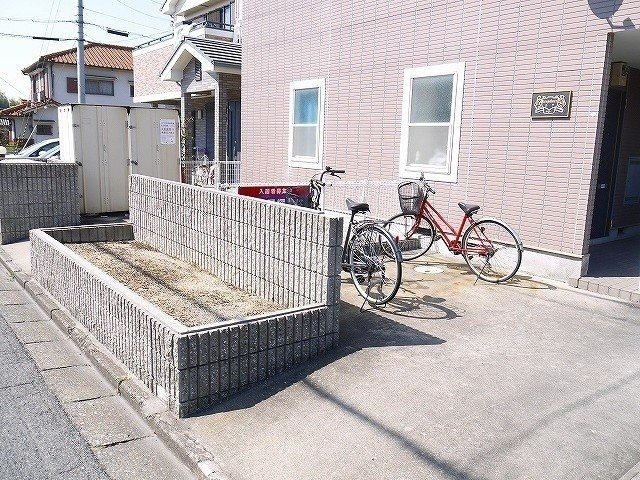 その他共有部分　自転車置き場