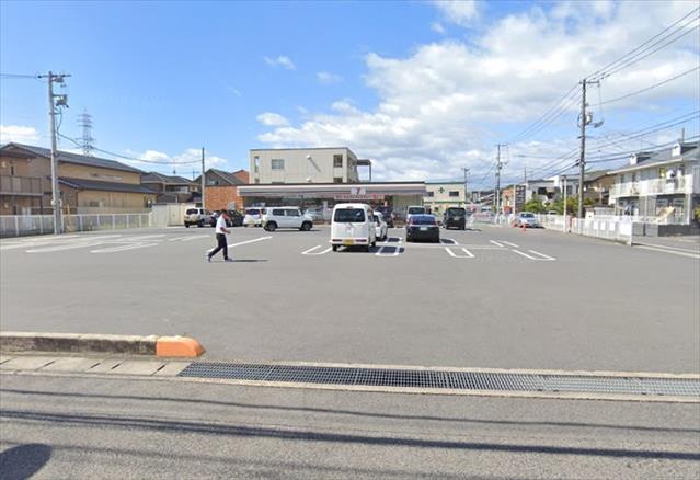 コンビニ　セブンイレブン岡山白石店（コンビニ）まで758m