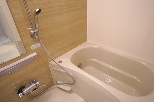 バス・シャワールーム　※写真は同タイプ住戸です。