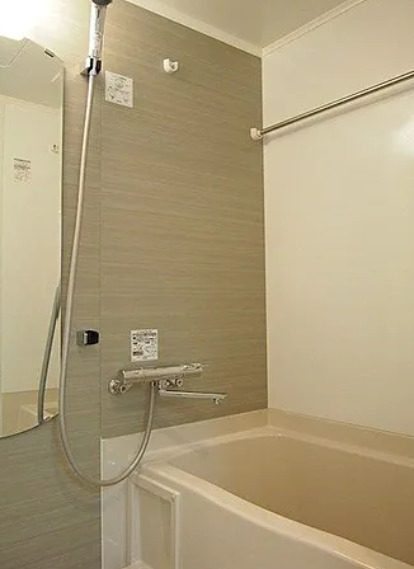 バス・シャワールーム　別部屋の画像を使用しております。