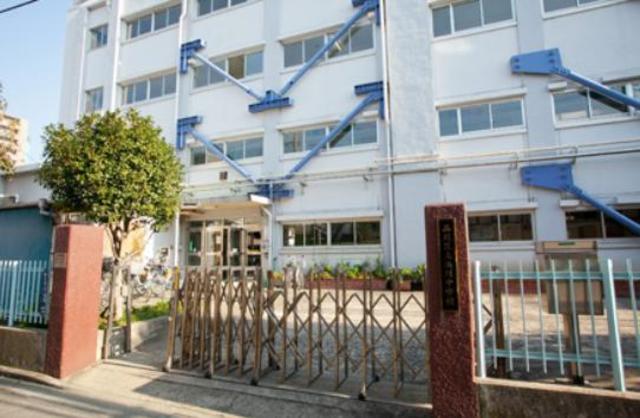 中学校　品川区立浜川中学校（中学校）まで265m