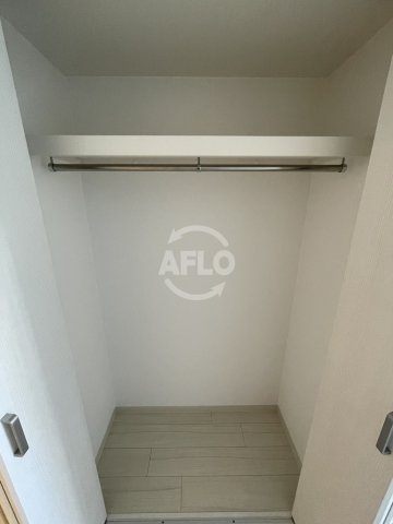 収納　セオリー大阪リバークロス　クローゼット