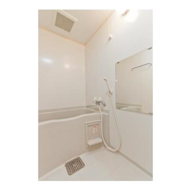 バス・シャワールーム　※写真は同タイプ住戸です。