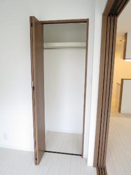 収納　クローゼット