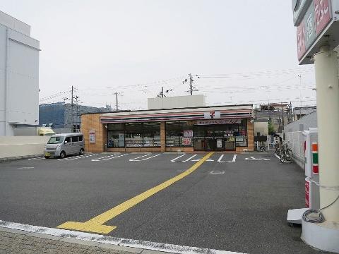 その他　セブンイレブン吹田泉町2丁目店（その他）まで414m