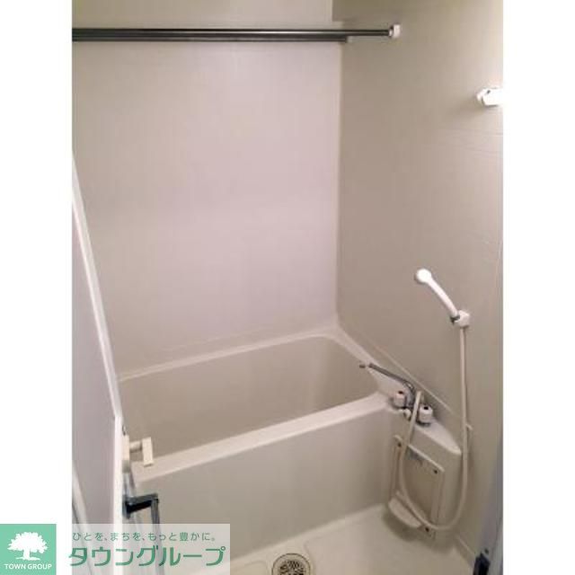 バス・シャワールーム　※写真は同タイプ住戸です。