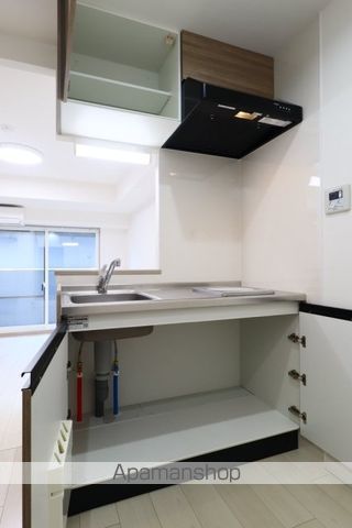京急本線 大森海岸駅 徒歩5分 11階建 築35年のキッチン写真
