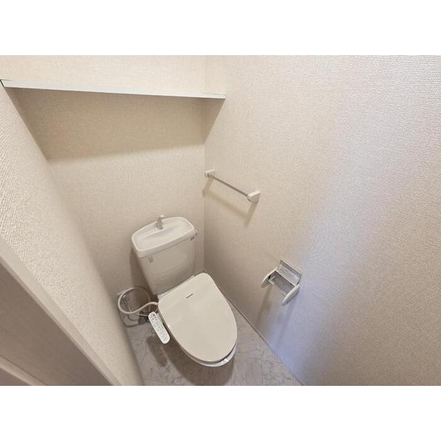 ニューエクセルのトイレ写真