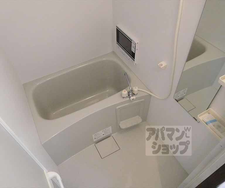 バス・シャワールーム　浴室