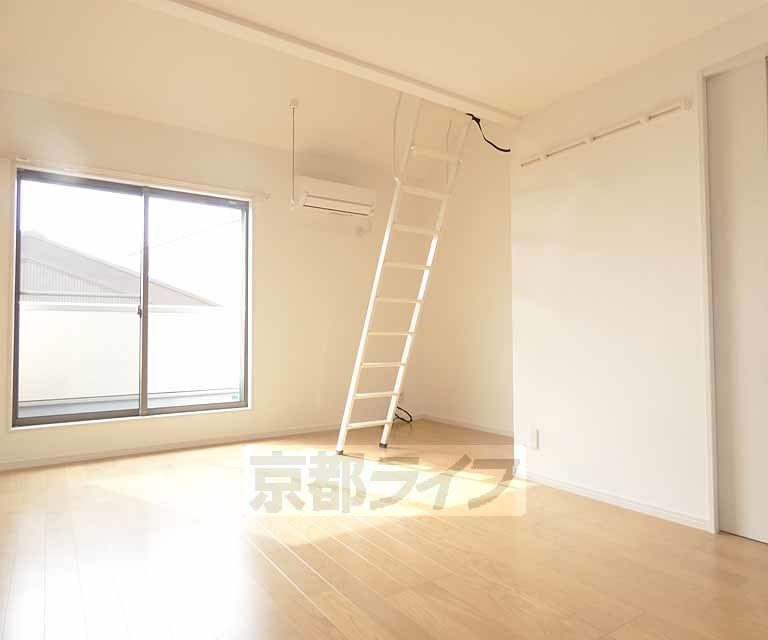 居室・リビング　きれいなリビングです。