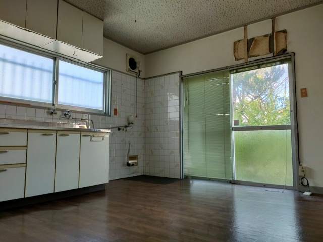 緑町1丁目貸家の居間写真