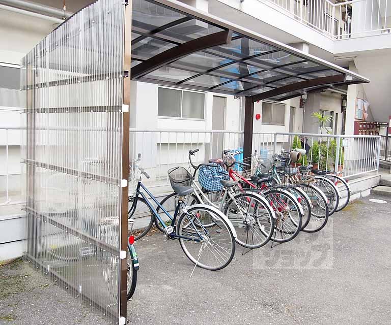 マンション千丈の外観写真