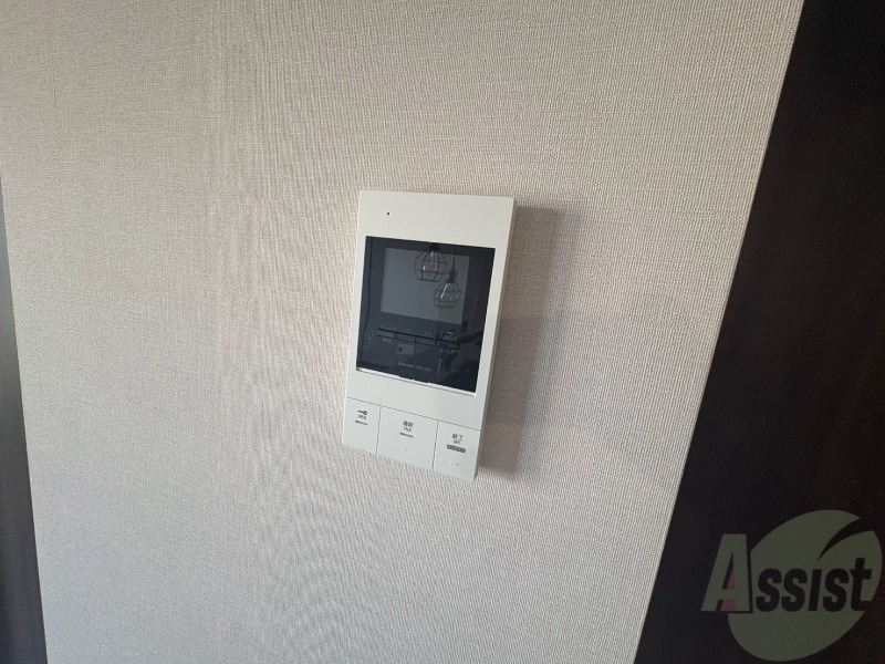 セキュリティ　ＴＶモニター付インターホンです。来客者の顔が見えるので安心！