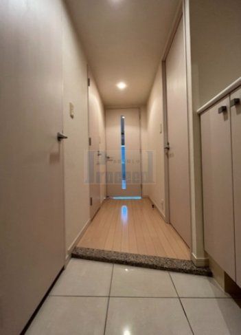 玄関　玄関部分