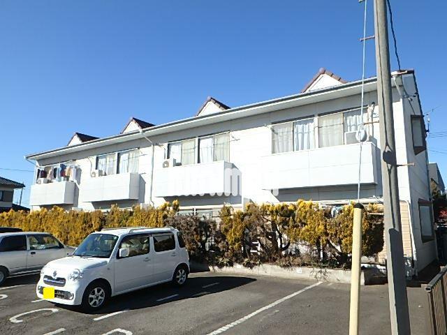 建物外観　ライトグレーの明るい外観です☆