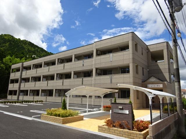 建物外観　外観写真（昼）