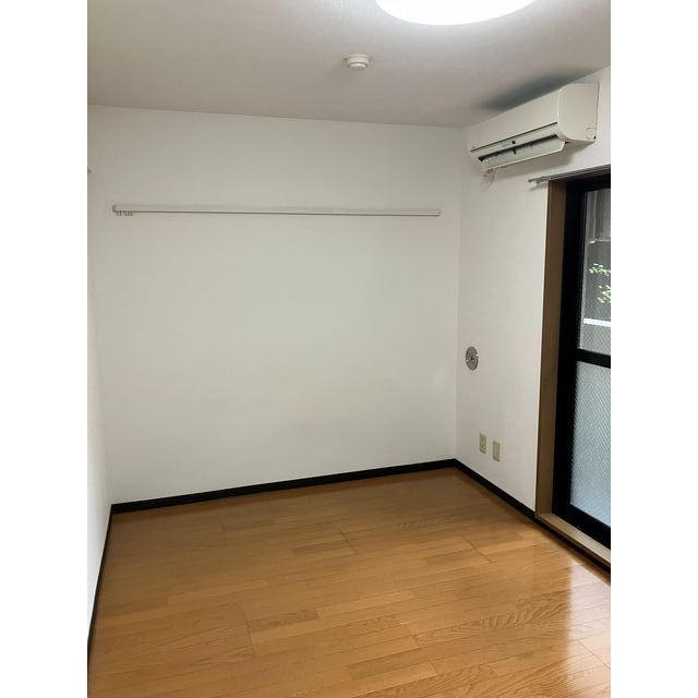 アヴァンティ哲学堂公園の居間写真