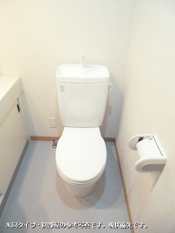 アコール住吉のトイレ写真