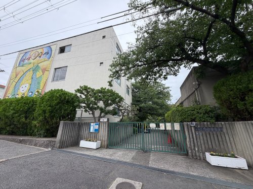 小学校　豊中市立少路小学校（小学校）まで4939m