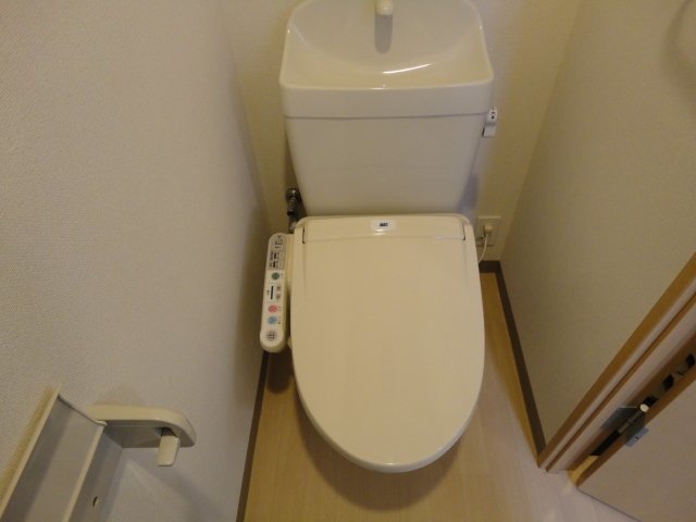 トイレ　シャワー付トイレ