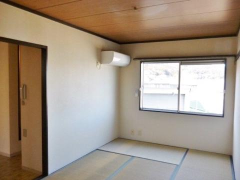 メゾンブランシュの居間写真
