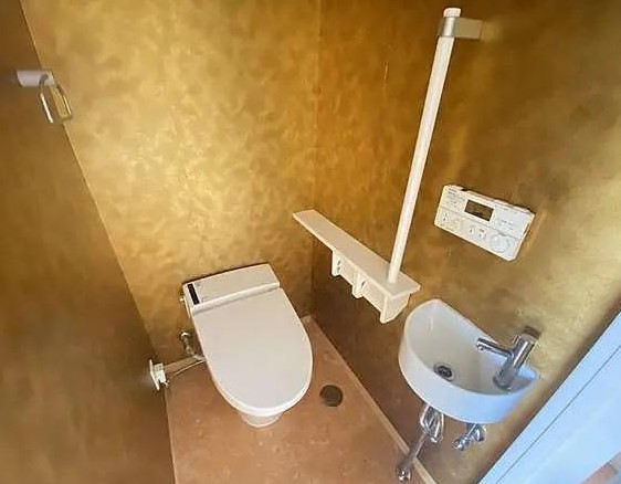 トイレ　※写真は類似です
