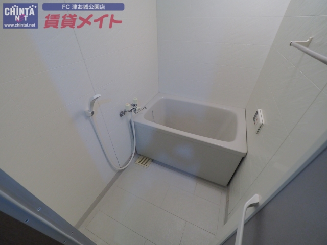バス・シャワールーム　同型参考写真