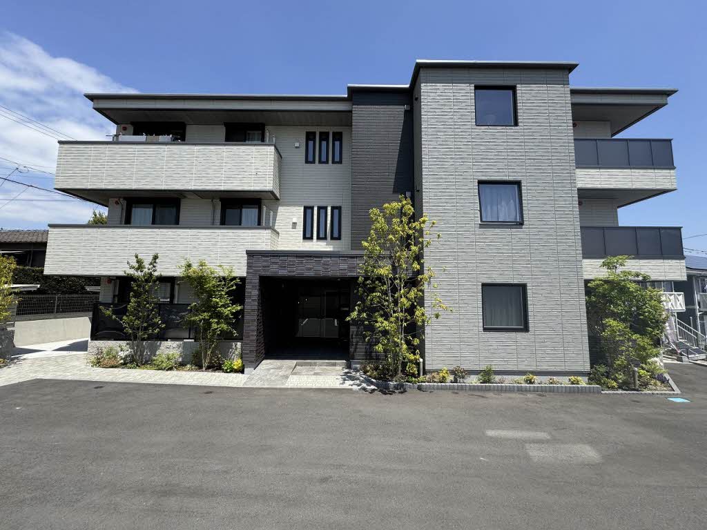 建物外観　きれいな外観です