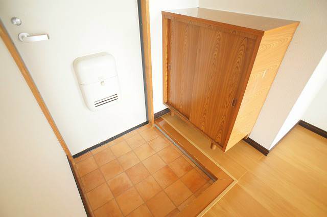 玄関　別号室
