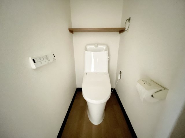 ＪＲ山陽本線 東福山駅 徒歩12分 6階建 築41年のトイレ写真