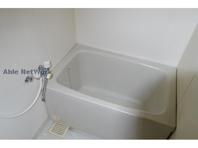 バス・シャワールーム　※同物件、別部屋の写真です